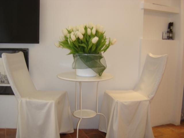 Domus Borgognona Hotel Rome