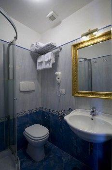 Domus Borgognona Hotel Rome