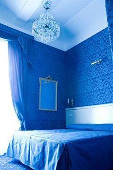 Hotel Domus Borgognona Roma
